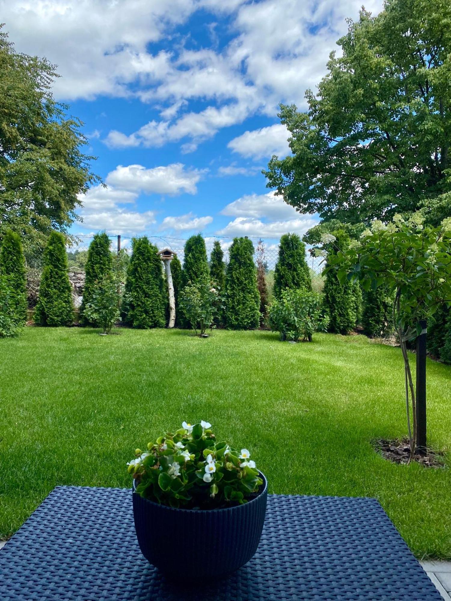 Apartament Ogrodowy Zakatek Uniejow Buitenkant foto