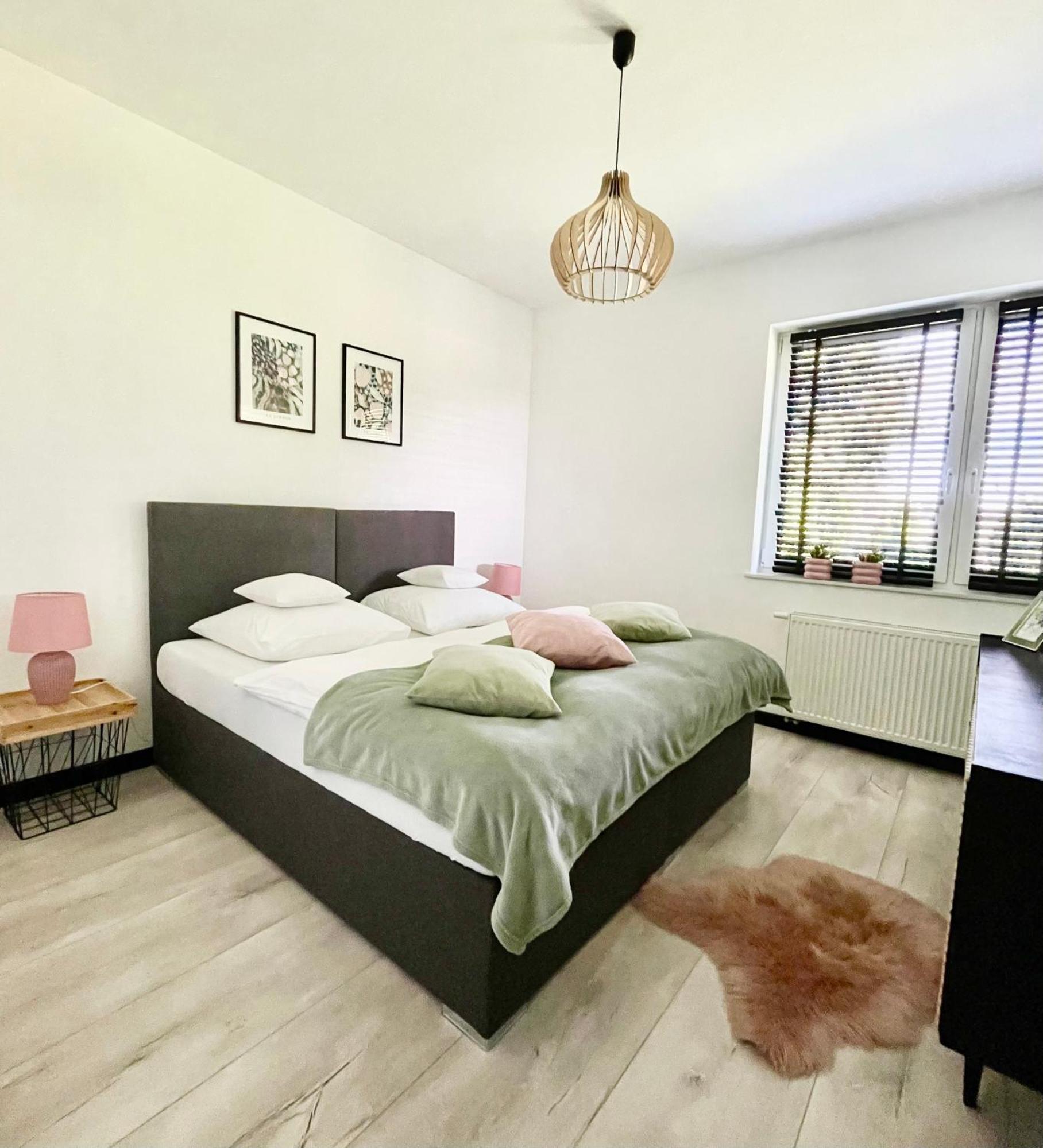 Apartament Ogrodowy Zakatek Uniejow Buitenkant foto