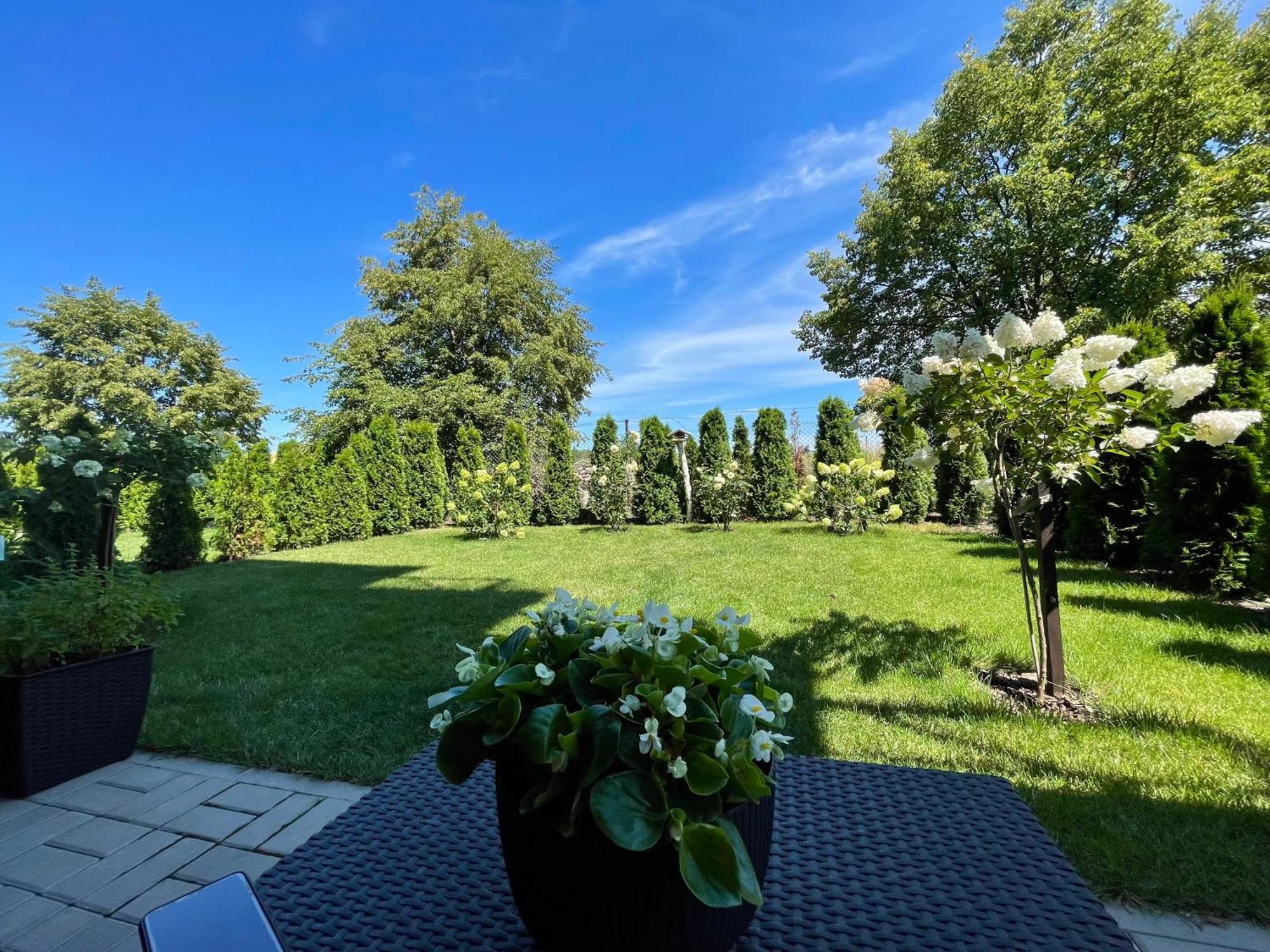 Apartament Ogrodowy Zakatek Uniejow Buitenkant foto